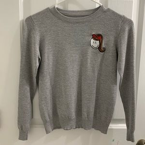 Gray long sleeve knit sweater